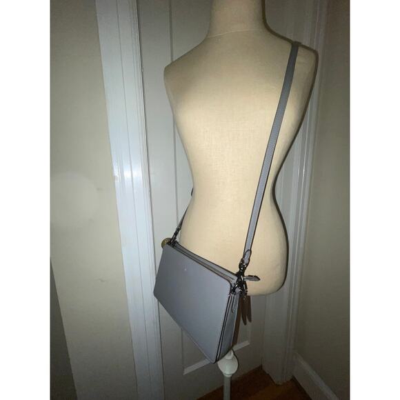 Coach Carter NEW Signature Chain Crossbody Gray Bag - Picture 7 of 8